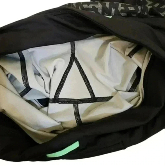 Lululemon Run Inspire Crop II Full-On Luxtreme Block-It Pocket Net Pop 6/15 6 - Picture 7 of 13